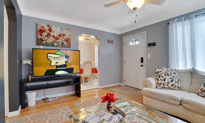 Ferndale Casa | Hogar súper lindo y genial en Ferndale, MI