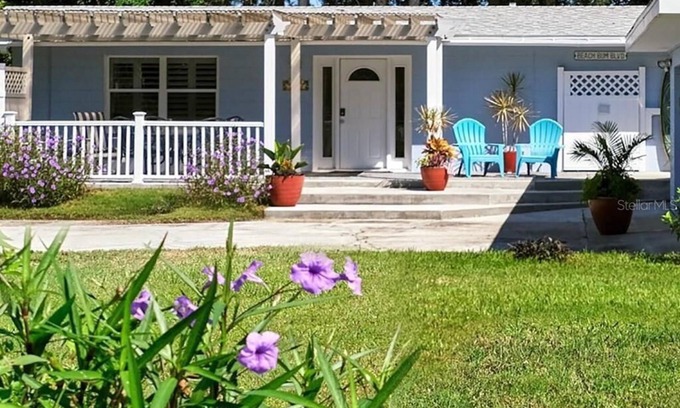 Sarasota Cabaña | De vuelta en Vrbo !!--- Super Cute Cottage --- Privado y relajante - Caminata / bicicleta a la playa