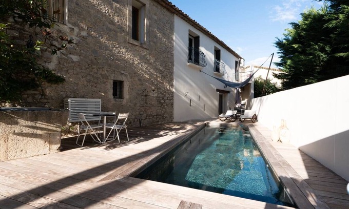 Saint-Bauzille-de-Montmel Casa | Superbe Villa avec Piscine et Jardin