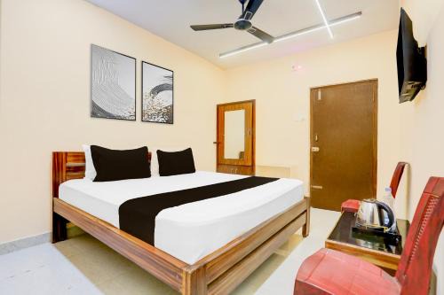 Yanam Hotel | Super Hotel O Yanam Beach Formerly TNR Residency