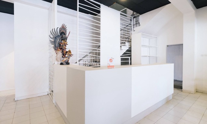Central Yogyakarta Hotel | Super OYO 2041 Griya Aneka