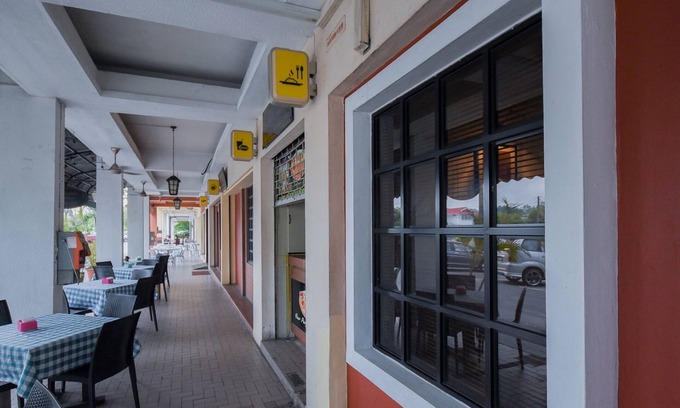 Miri Hotel | Super OYO 89604 City Home Stay