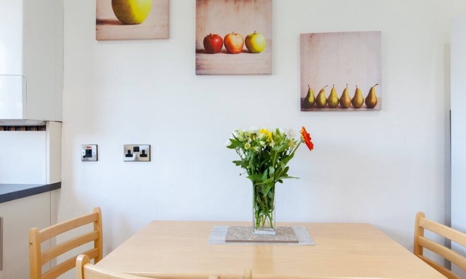 Dunfermline Apartamento | Super Prime City Centre Executive Apartment - Dunfermline