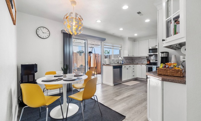 Mira Mesa Casa | Super Spacious Family Vacation Home!