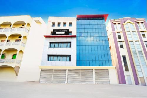 Hyderabad Hotel | Super Townhouse OAK Santosh Nagar Hyderabad