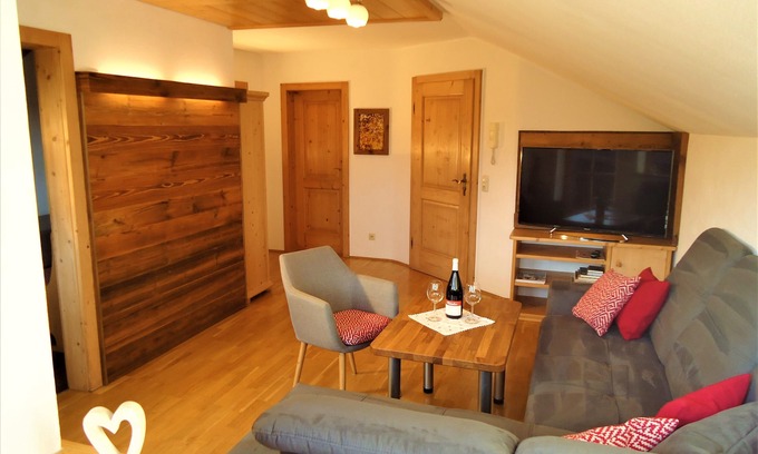 Bolsterlang Apartamento | Tranquilo *** apartamento con impresionantes vistas de las montañas desde el balcón sur y este
