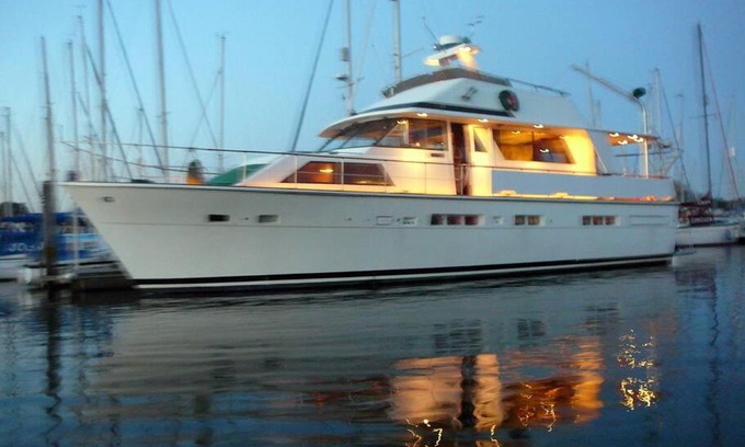 Southampton City Centre Alquiler De Eote | Super Yacht Temptation with a Hot Tub Jacuzzi on the South Coast UK