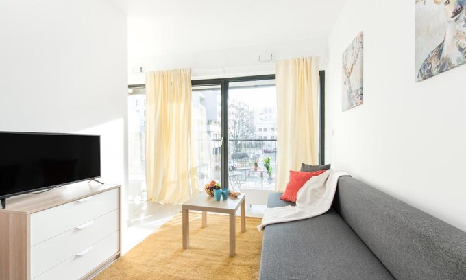 Zoliborz Apartamento | SuperApart Rydygiera, Pet-friendly with Patio & Self Check-in