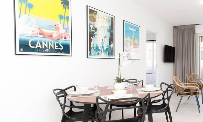 Cannes City Centre Apartamento | Superb 2 beds 2 baths in Martinez Hotel area