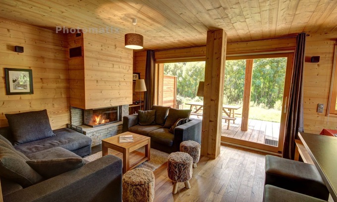 Le Serre Barbin Apartamento | Apartamento 8 p. En chalet. Encanto y lujo. Chimenea, terraza y jardín sur.