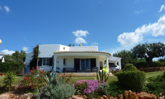 Alpouvar Villa | Magnífica villa con aire acondicionado.