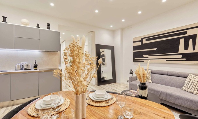 Quartier des Invalides Apartamento | Superb Apartment Invalides St Germain des Pres