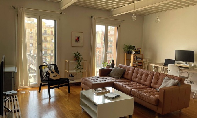 Barceloneta Apartamento | Superb Brooklyn-Style Loft @ Barceloneta Beach