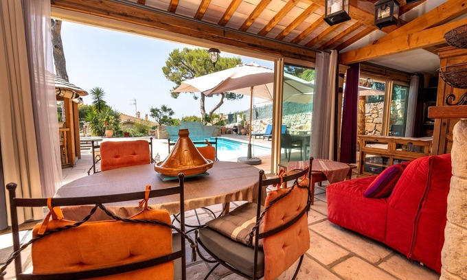Cassis Cabina | Alquiler de un magnífico pabellón con vistas al mar y piscina privada en Cassis
