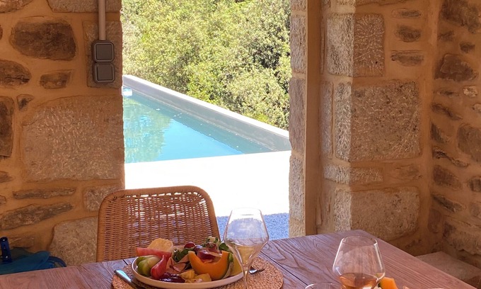 Sanilhac Otro | Superb Cevennes farmhouse overlooking the Beaume river