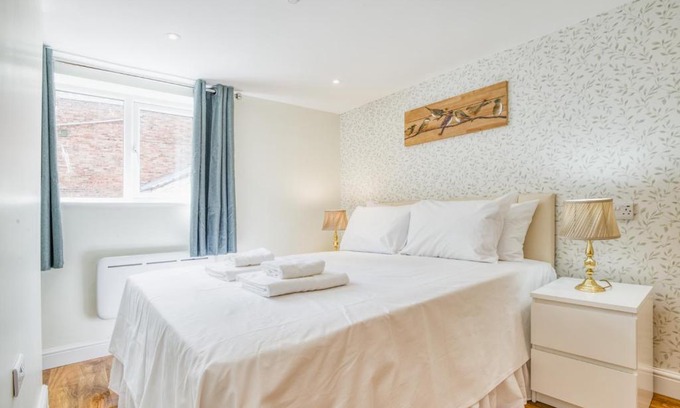 Lincoln Apartamento | Superb City Center 2 Bed Apartment Free Wifi