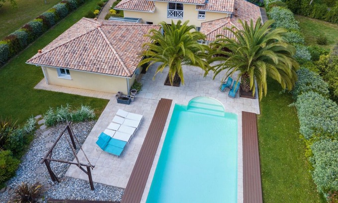 Saint-Martin-de-Seignanx Casa | Superbe villa avec piscine dans un cadre verdoyant