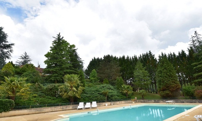 Prats-du-Perigord Casa | Bonita casa de vacaciones en Prats-du-Périgord con piscina