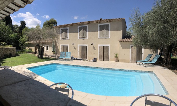 Le Rouret Casa | Superb house with heated pool in a beautiful garden