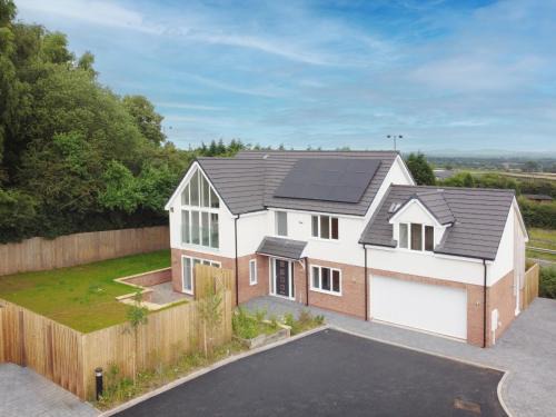 Shobdon Casa | Superb large accommodation