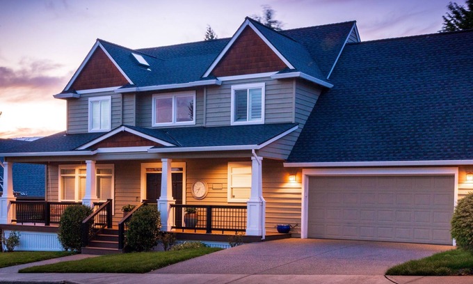 Northwest Portland Casa | Superb Location, with Air Conditioning & Office Space