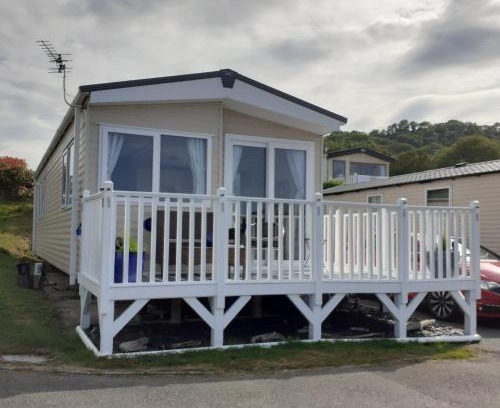 New Quay Chalet De Esquí | Superb position 2 bedroom Caravan Newquay Wales