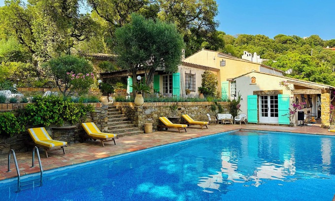 Le Rayol Casa | Magnífica villa provenzal con vista al mar