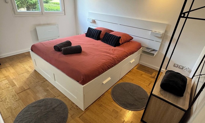 Beauvais Apartamento | Superb studio in the center of Beauvais. Central yet quiet