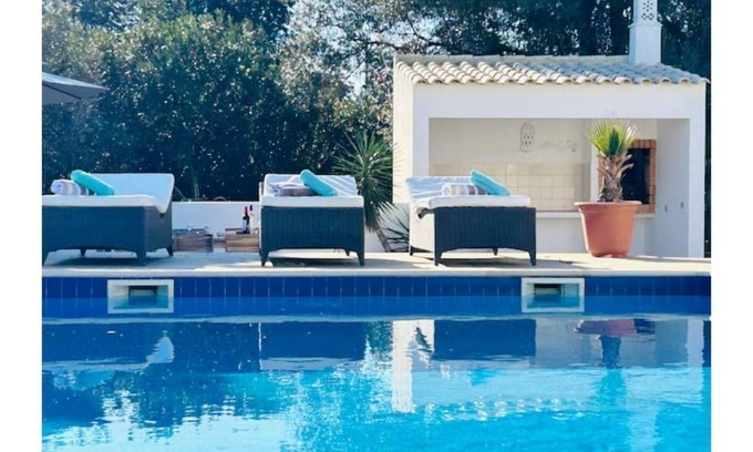 Monte Raposo Villa | Superb Villa with Pool and garden surrounded by orange trees