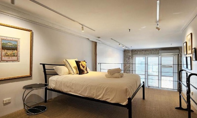 Darlinghurst Apartamento | Superb Warehouse Conversion