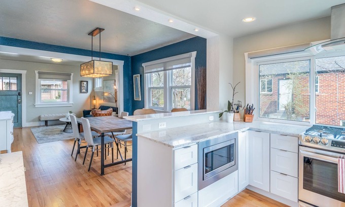 Washington Park West Casa | Superb Washington Park Home!
