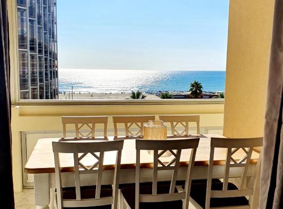 La Cote Radieuse Apartamento | Superbe appartement face à la mer avec parking privatif