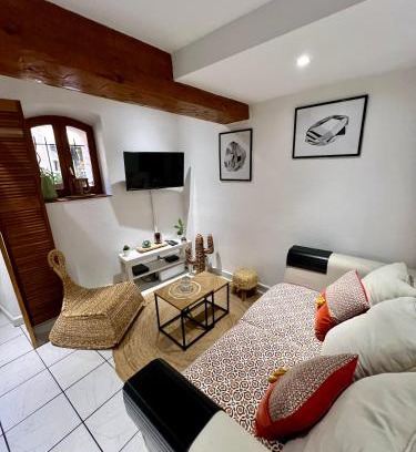 Hyeres City Centre Apartamento | Superbe appartement neuf et cosy en centre ville