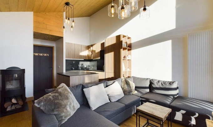 La Rosiere Apartamento | Superbe Apt 5P au Centre, 200m des Pistes, 3 SDB, Mezzanine, Balcon Sud, Parking, WiFi - FR-1-398-656