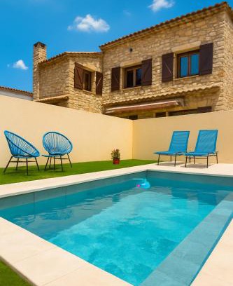 Puget-sur-Argens Villa | Superbe bâtisse en pierre et piscine
