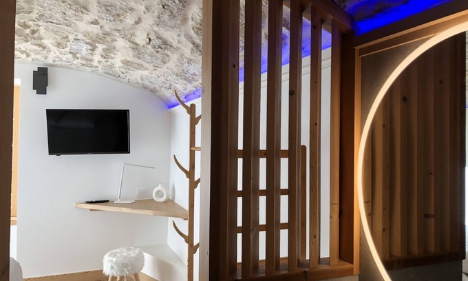 Pugny-Chatenod Apartamento | Superbe Duplex Rénové vue lac à 10min D'aix les Bains, Coeur de Massif ds Bauges