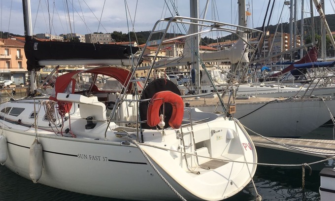 Port-Vendres Alquiler De Eote | Superbe Voilier de 11 Metres