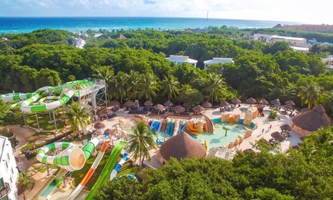 Puerto Juarez Complejo | SuperHost! KIDS Eat FREE - VIP Sandos Caracol