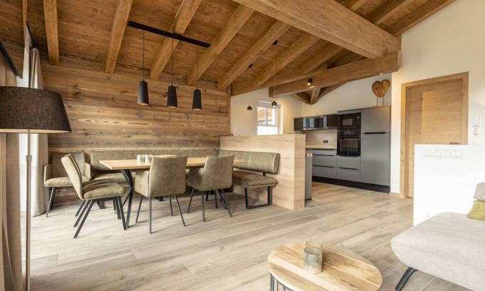 Uttendorf Casa | Superior # 2A mit Sauna by Interhome
