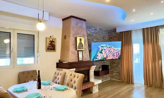 Maini Apartamento | Superior 3bd Apartment in heart of Budva 120m2 🐳🏝️