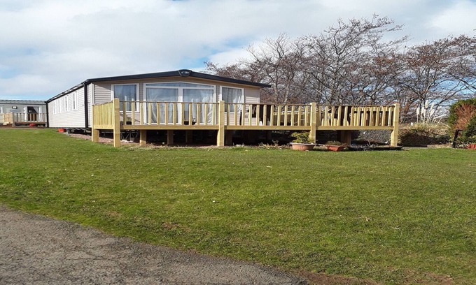 Dunbar Casa | Caravana superior situada en una zona tranquila con terraza exterior
