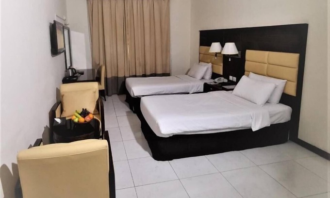 Naif Casa | Superior Room Near Nesto Hypermarket By Luxury Bookings