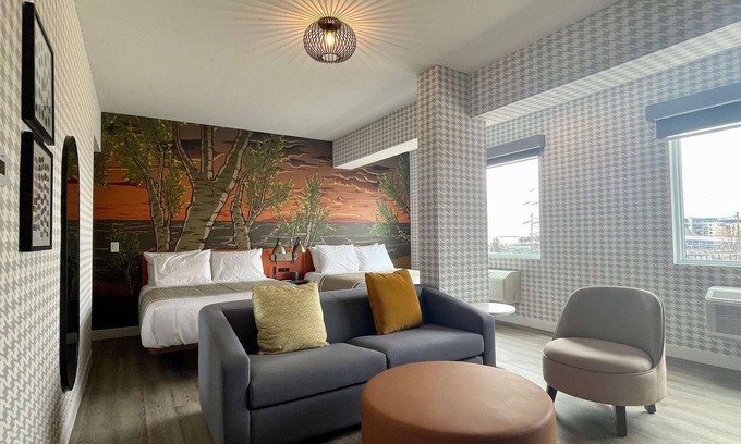 Thunder Bay Hotel | Superior Shores Hotel BW Signature Collection By Best Western