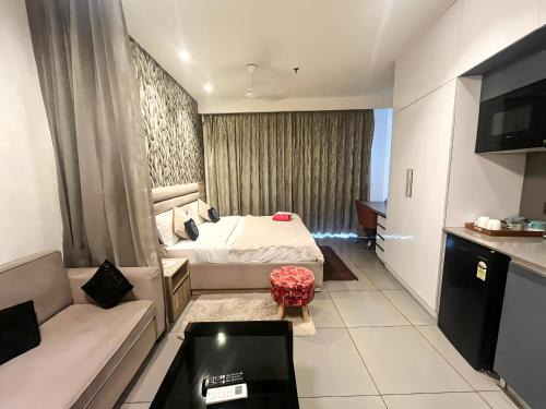 Karol Bagh Apartamento | Supernova Noida heights-crystal edge studio
