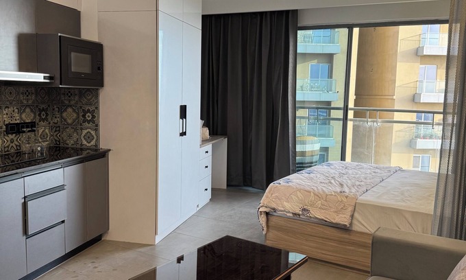 Noida Apartamento | Supernova retreats by rounak ahuja