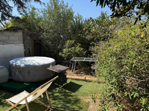 12th Arrondissement Casa | SUPMaison avec Spa, jardin et parking