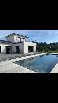 Soussans Casa | Sur la route des châteaux