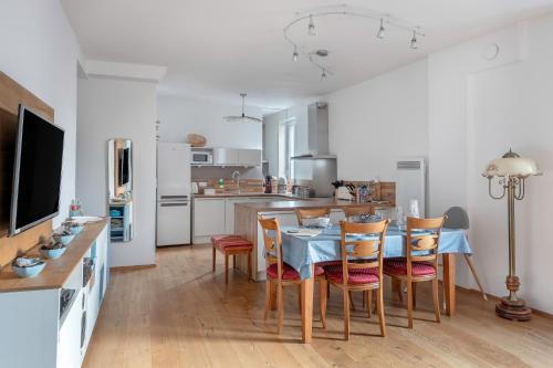 Le Croisic Apartamento | Sur le Port du Croisic - Appartement pour 4