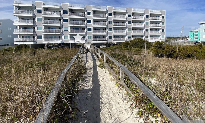 Carolina Beach Condominio | Surf' inn by Sea Scape Properties