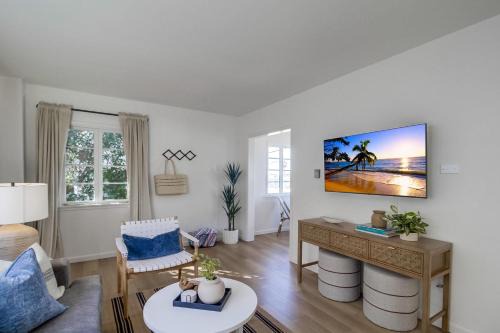Beach Barber Tract Casa | Surf Shack 2